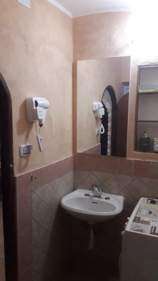 Carrera Longa Apartamento Sassari Exterior foto