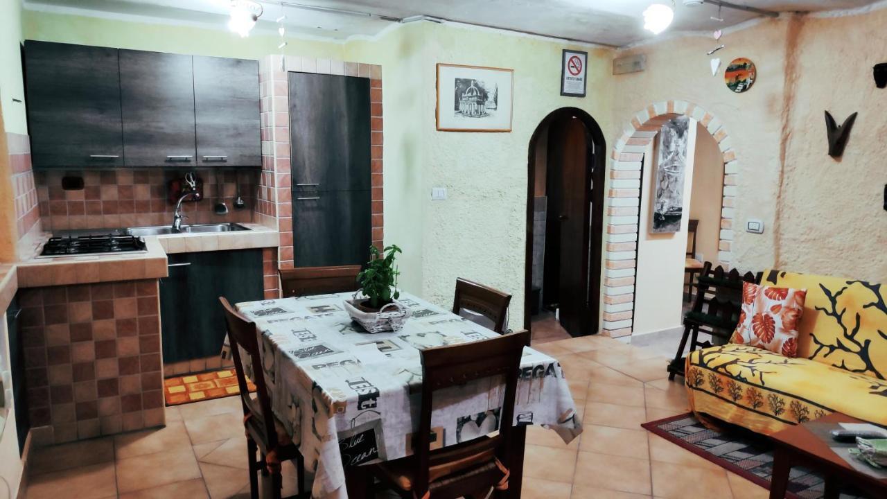 Carrera Longa Apartamento Sassari Exterior foto